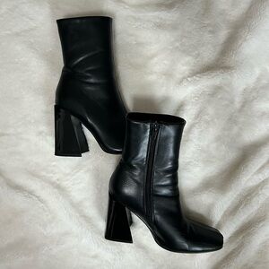 Nasty Gal Women’s Block Heel Booties